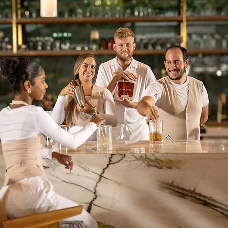 Ette Luxury Hotel & Spa Four Corners Exterior foto The bar at the hotel